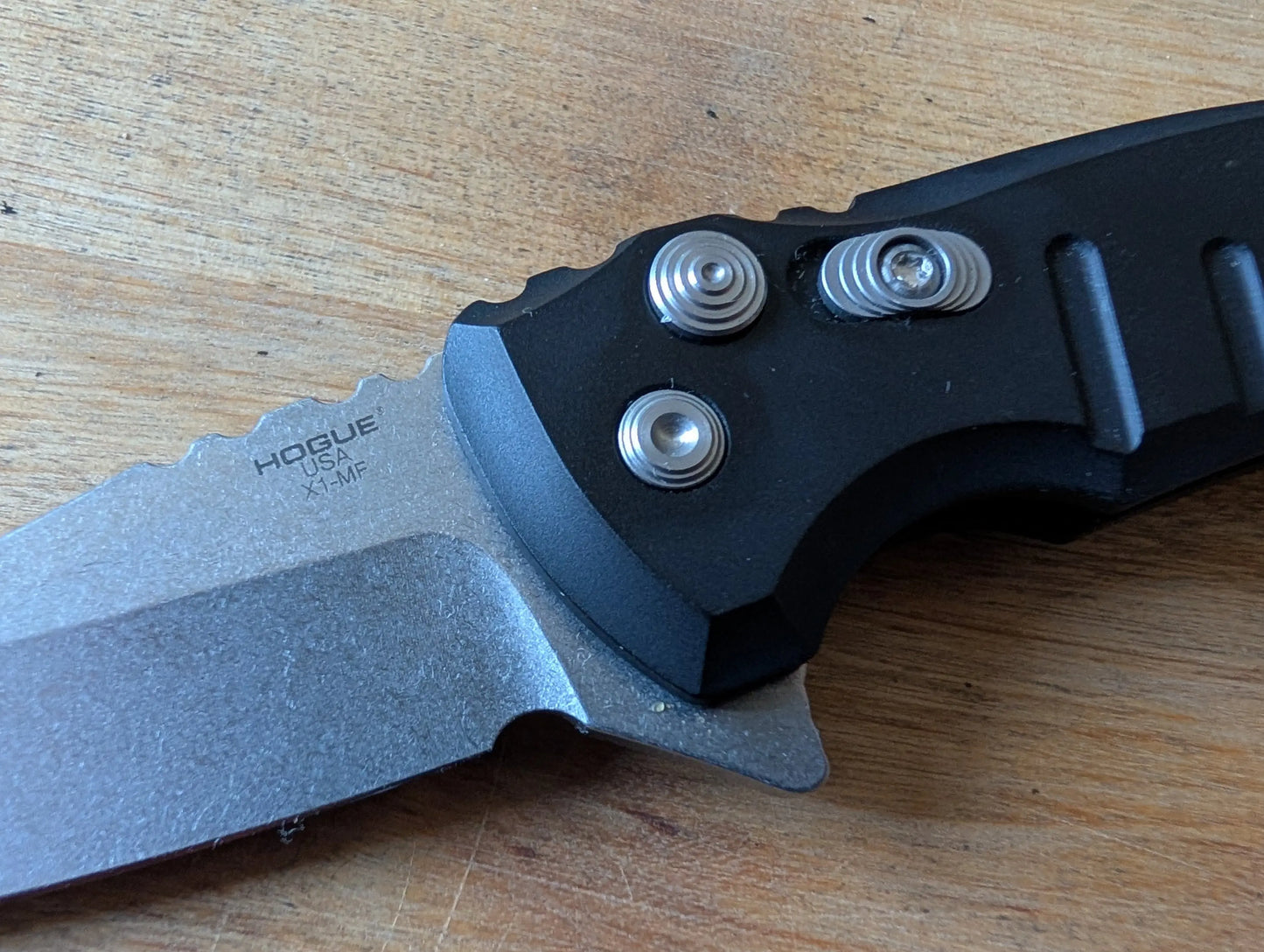 HOGUE X1 Microflip Couteau pliant Button Lock CPM 154 MUGEN KNIVES