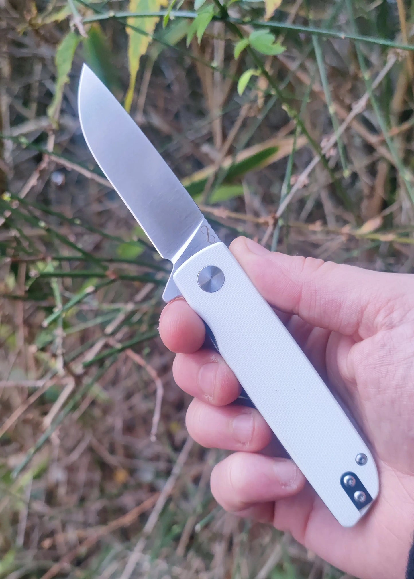 KIRITO - G10 BLANC/ D2 - Couteau EDC pliant Flipper/ linerlock - MUGEN KNIVES