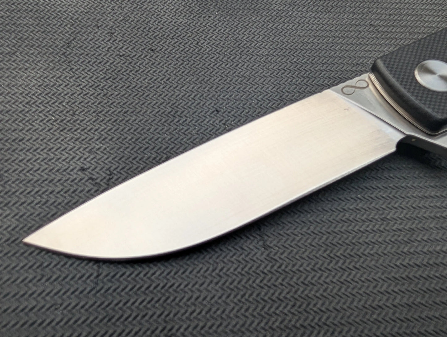 KIRITO - G10 NOIR/ D2 - Couteau EDC pliant Flipper/ linerlock - MUGEN KNIVES
