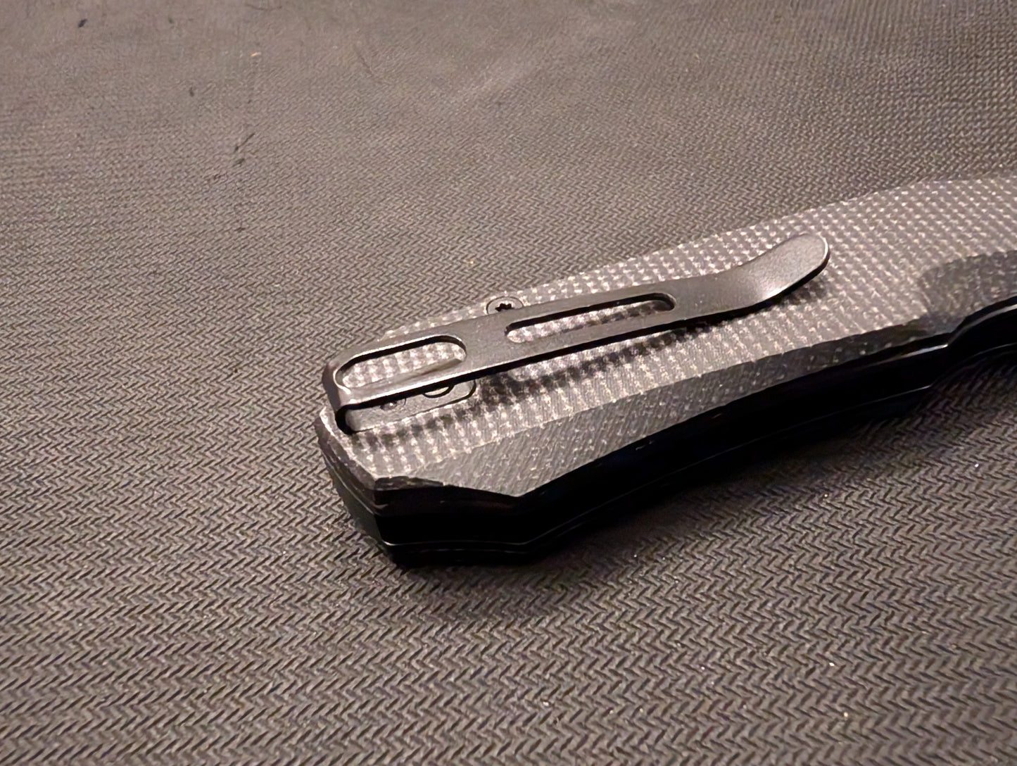 REMETTE RHINO Couteau EDC 14C28N MICARTA Button Lock MUGEN KNIVES