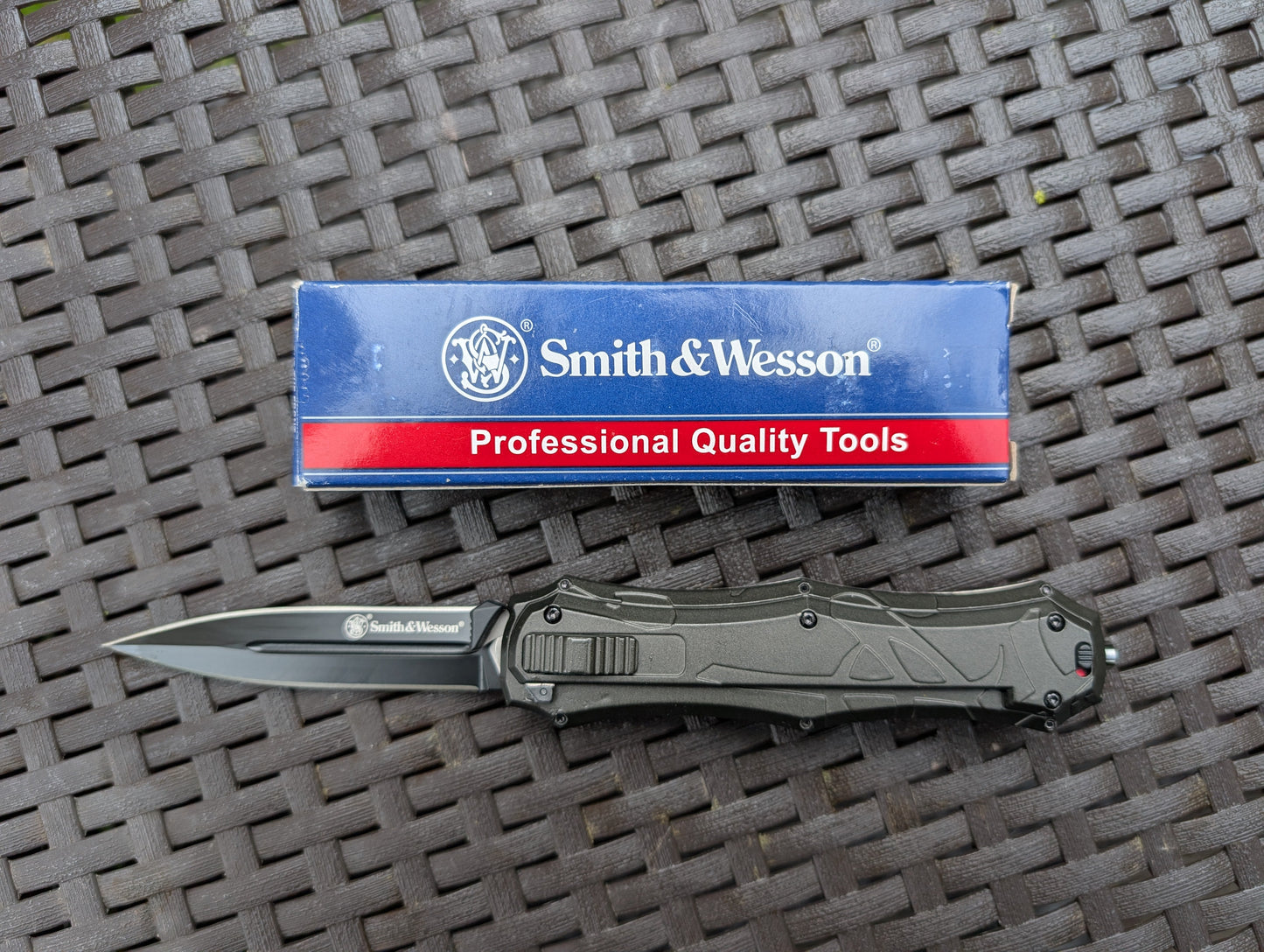 SMITH & WESSON OTF Couteau EDC AUS8 ACIER INOX Automatique MUGEN KNIVES
