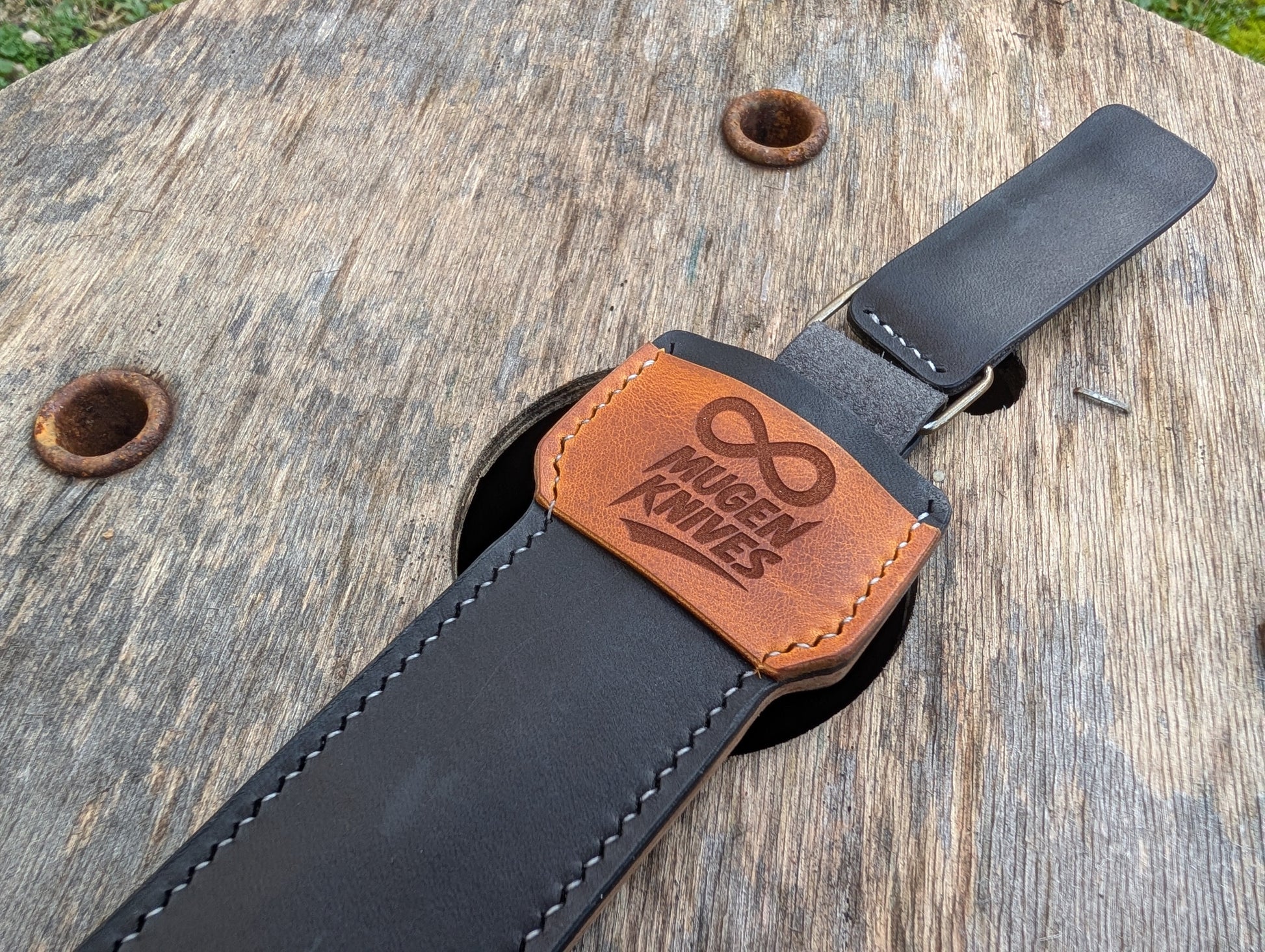 PACK KORO+ ETUI CUIR NATURE ET ACIER MUGEN KNIVES