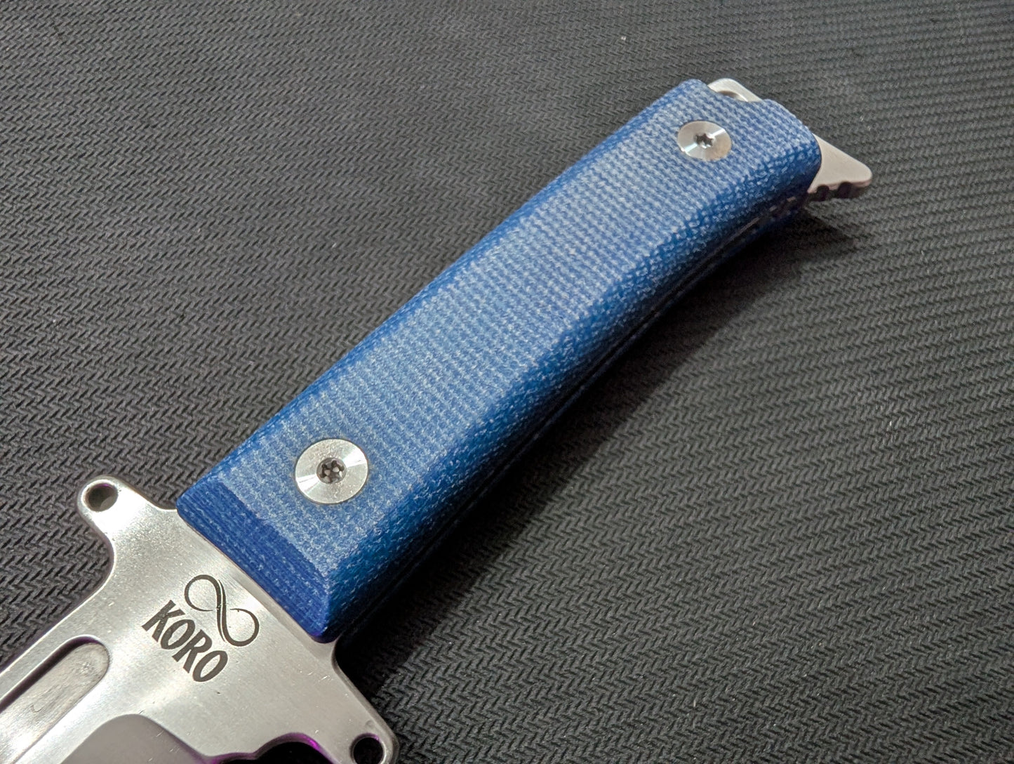 KORO - MICARTA BLEU / 14C28N - Couteau fixe MUGEN KNIVES