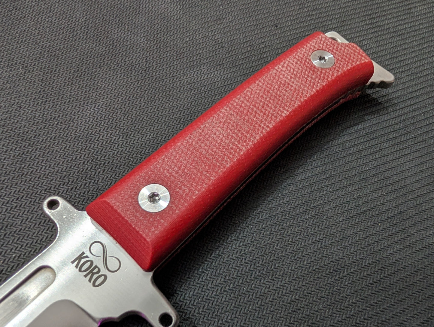 KORO - MICARTA ROUGE / 14C28N - Couteau fixe MUGEN KNIVES
